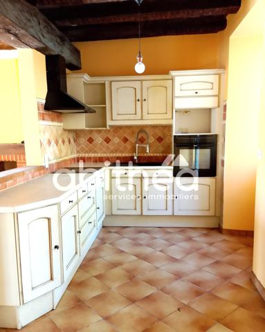 Maison d'habitation de 132 m2 et 600 m2 de terrain constructible