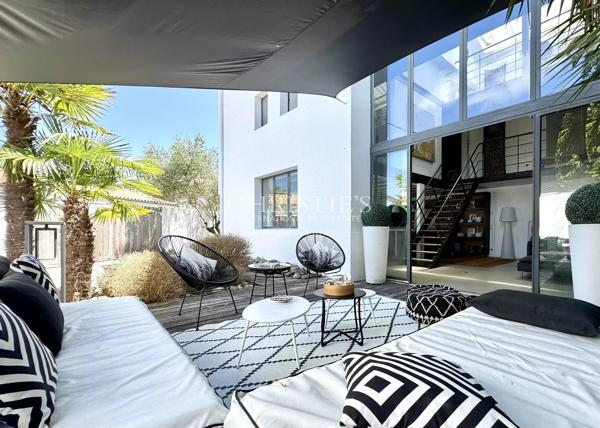 Propriété d’architecte exceptionnelle avec verrière de 7 m – Le Bois-Plage-en-Ré
