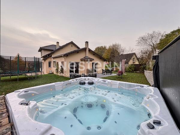 Nestenn Igny, maison quartier Gommonvilliers proche commerces de Place de la Ferme et des axes routiers A6/A10/N118/A86, RER C/V /B et du plateau de Saclay et Vélizy Ecole Jules Ferry ,collège Emile Zola, Lycée international