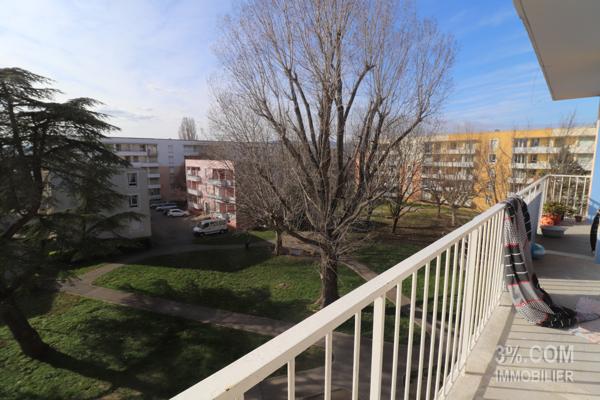 Appartement 76 m2 proche école commodités  Montélimar (26200)