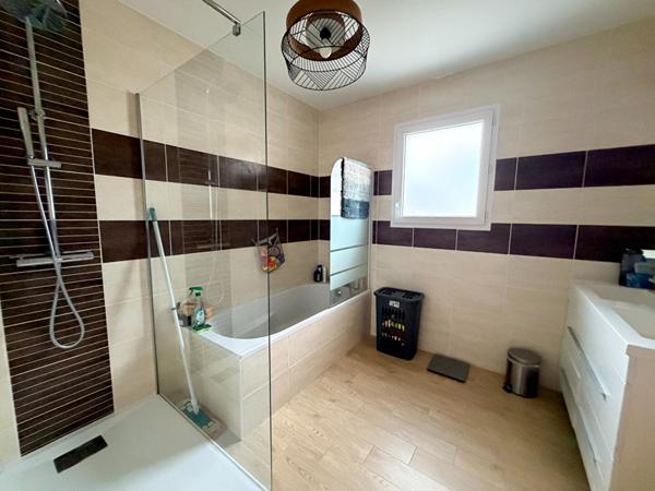 Maison récente 4 chambres - EYSINES côté LE HAILLAN