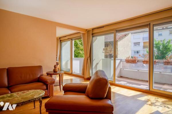COURBEVOIE / COEUR DE VILLE - RÉPUBLIQUE - APPARTEMENT 4 PIÈCES AVEC BALCONS + CAVE