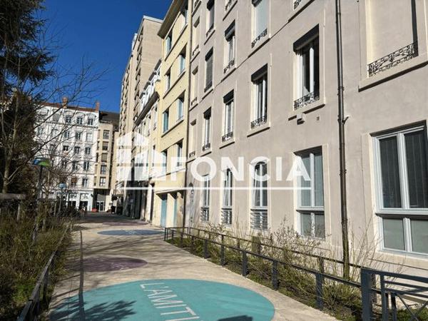 Location Appartement 2 pièces 53.8 m² - 7 RUE VIRICEL Lyon 69006