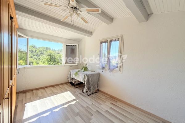 Maison à vendre 8 pièces de 155 m² à Montauroux