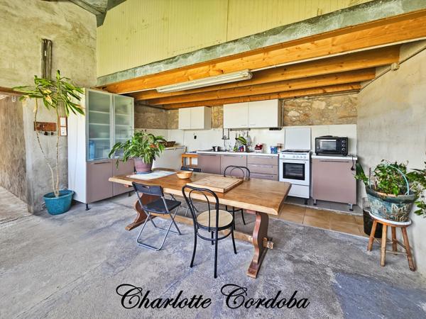 Maison familiale en pierre de 174 m² avec grand terrain et dépendances – Fort potentiel FEUGAROLLES (47)