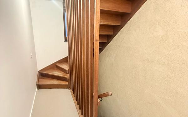 Immeuble à vendre    4 pièces •  Romans-sur-Isère