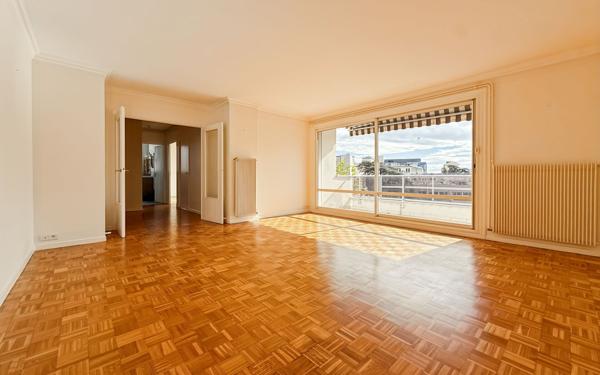 Appartement à vendre    3 pièces •  Lyon 8