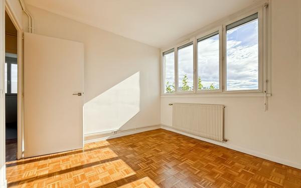 Appartement à vendre    3 pièces •  Lyon 8