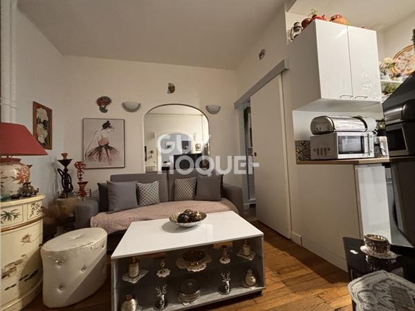 MAIRIE DE SAINT-OUEN - 2 PIÈCES 26,36 M² - CAVE