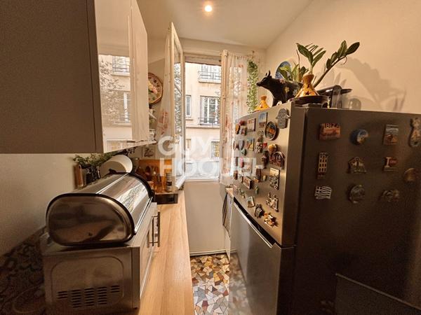 MAIRIE DE SAINT-OUEN - 2 PIÈCES 26,36 M² - CAVE