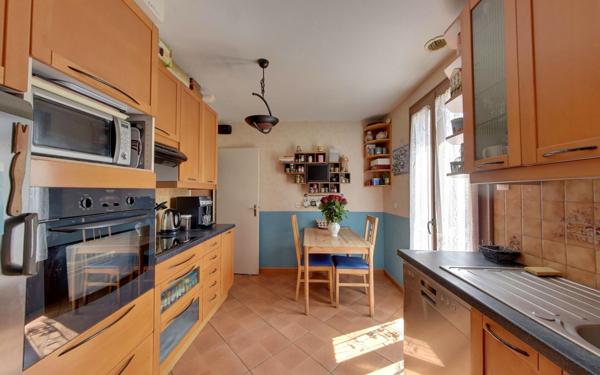 Maison à vendre    5 pièces • 79,81 m2 Villepinte