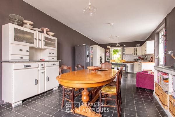 Maison des années 1930 avec dépendances