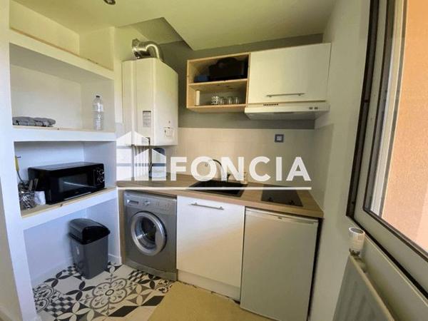 Location Appartement meublé 2 pièces 37.62 m² - 185 BD DE LA PAIX Pau 64000