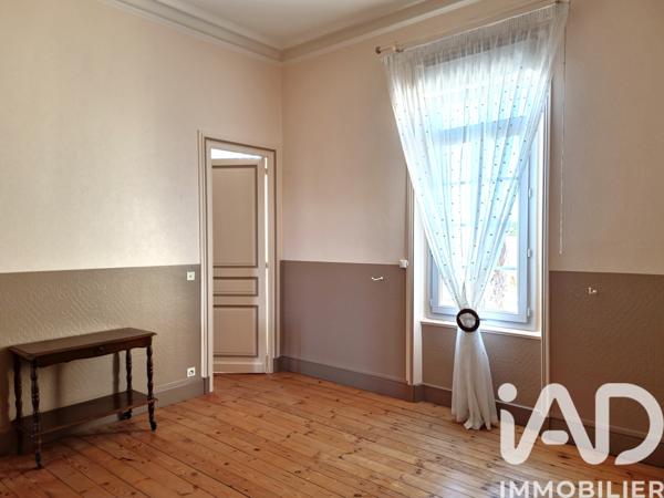 Maison à vendre 9 pièces 231 m² Cognac
