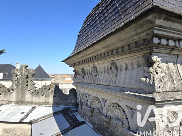 Maison à vendre 9 pièces 231 m² Cognac