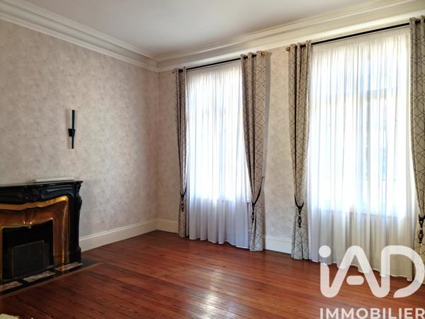 Maison à vendre 9 pièces 231 m² Cognac