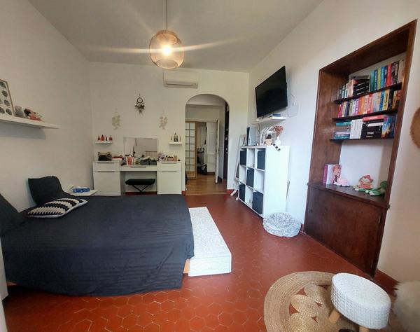 F5 STANDING AJACCIO Hyper-centre