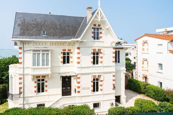 Vente Maison bourgeoise Royan 9 Pièces 223 m²