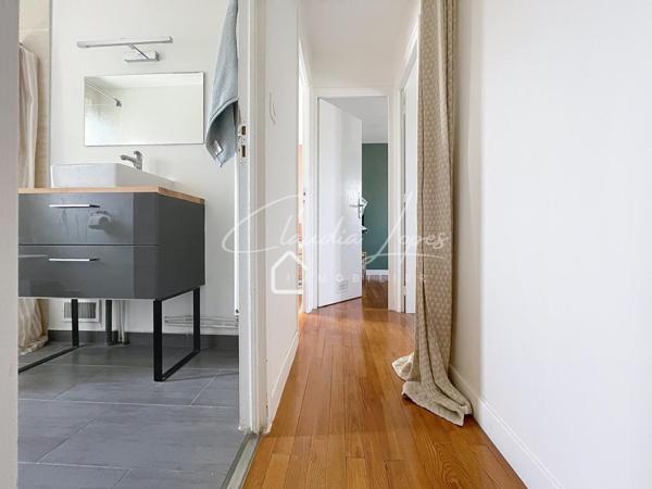 MAISON DE 4 PIECES AVEC SOUS-SOL TOTAL GARAGE ET JARDIN