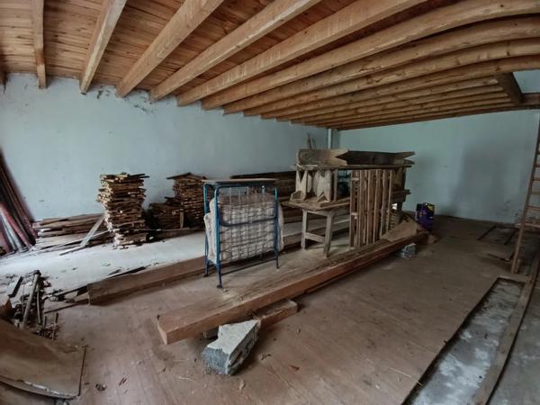 Immeuble + de 500 m2 FIX SAINT GENEYS (43)