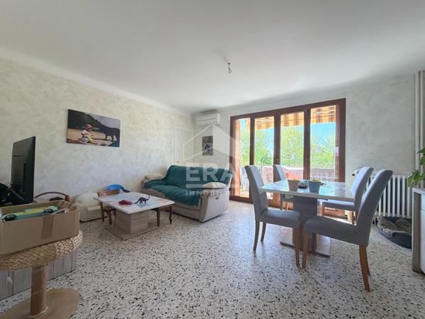 À VENDRE PERTUIS APPARTEMENT 4 PIÈCES AVEC BALCON, GARAGE, CAVE ET STATIONNEMENT SÉCURISÉ
