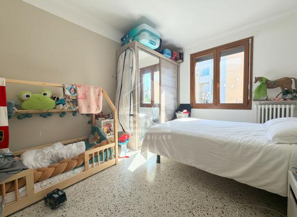 À VENDRE PERTUIS APPARTEMENT 4 PIÈCES AVEC BALCON, GARAGE, CAVE ET STATIONNEMENT SÉCURISÉ