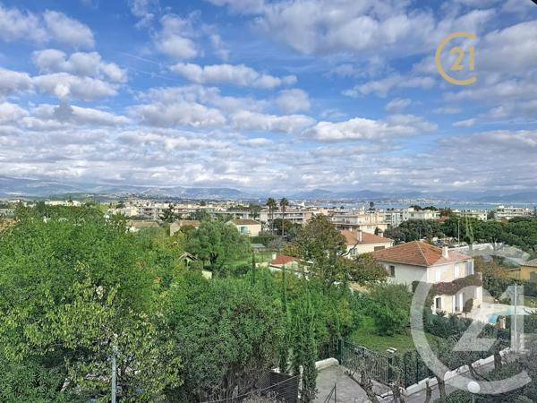 Appartement F3 à vendre  3 pièces - 70,59 m2 ANTIBES - 06