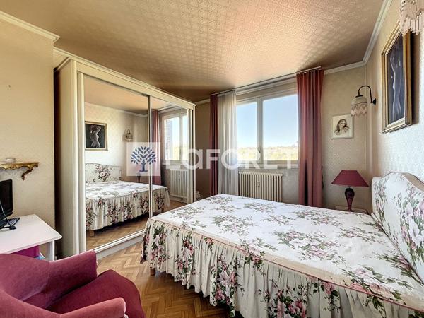 Achat appartement près de BOURGOIN JALLIEU - 4 pièce(s) - 73 m² - 169 000 €