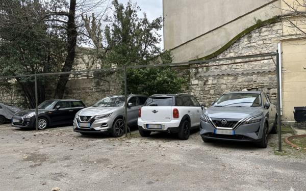 Appartement à vendre    4 pièces •  Avignon