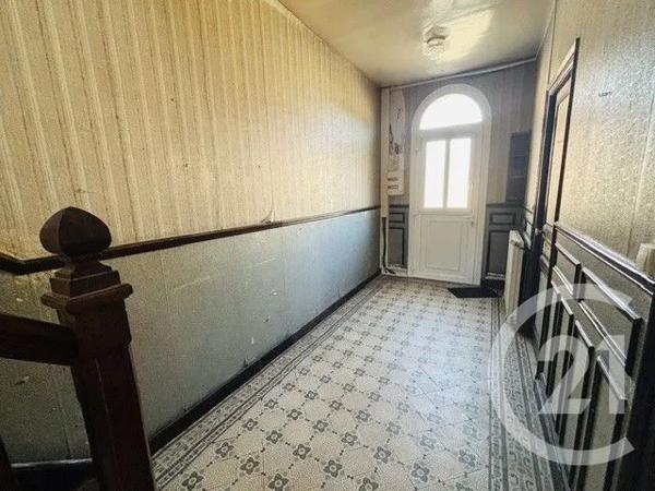 Maison à vendre  4 pièces - 101,93 m 2   MONTDIDIER  - 80