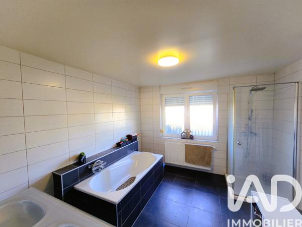 Maison à vendre 5 pièces 77 m² Mont-Saint-Martin