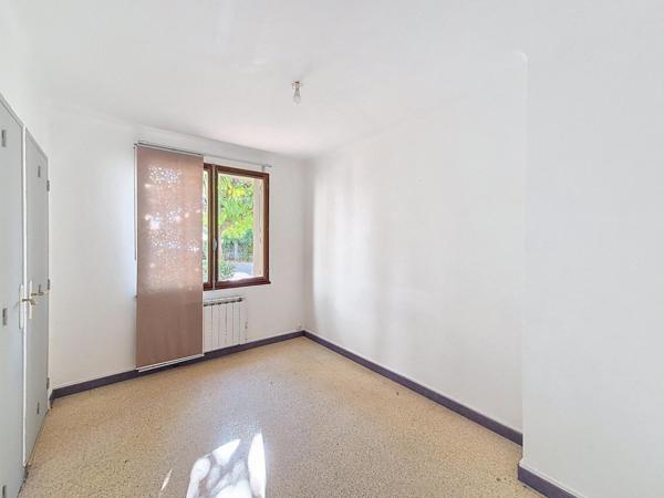 F3 DE 61 M² AVEC PARKING ET CAVE 17 M²