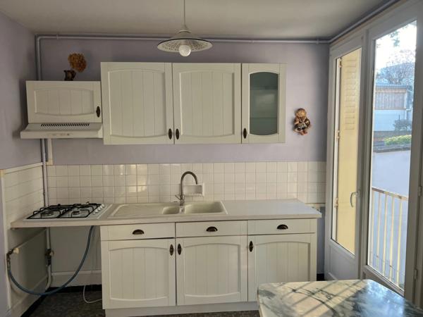 Appartement de type F3 Bis avec garage