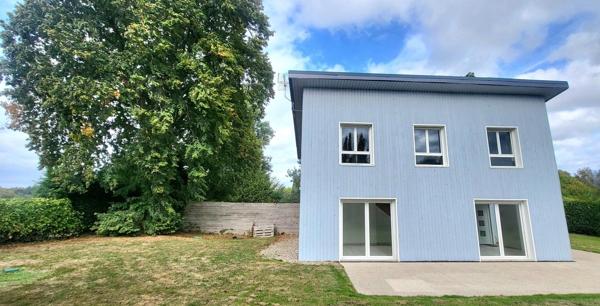 BOIS-GUILLAUME : MI 150 m² (2011) - Jardin 700 m² , 4 CH & 4 PK intérieurs - Belle opportunité !