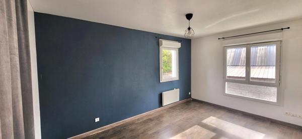 BOIS-GUILLAUME : MI 150 m² (2011) - Jardin 700 m² , 4 CH & 4 PK intérieurs - Belle opportunité !