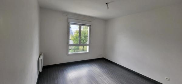 BOIS-GUILLAUME : MI 150 m² (2011) - Jardin 700 m² , 4 CH & 4 PK intérieurs - Belle opportunité !