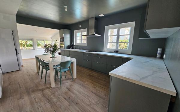 Maison à vendre    4 pièces •  Royan