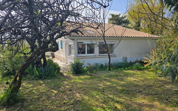 Maison à vendre    4 pièces •  Royan