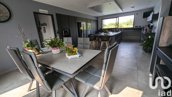 Maison à vendre 5 pièces 196 m² Lachapelle-sous-Aubenas