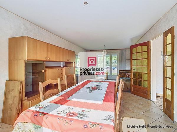 Maison  7 pièce(s) 110 m2 garage 2 voitures 2 salles de douches