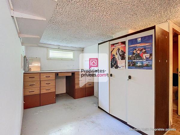 Maison  7 pièce(s) 110 m2 garage 2 voitures 2 salles de douches