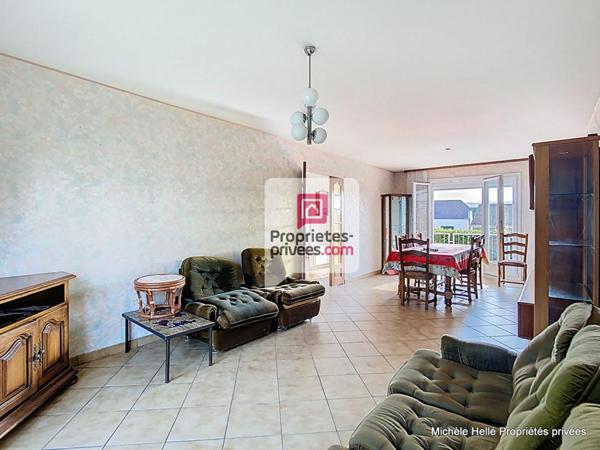 Maison  7 pièce(s) 110 m2 garage 2 voitures 2 salles de douches