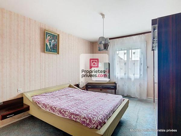 Maison  7 pièce(s) 110 m2 garage 2 voitures 2 salles de douches