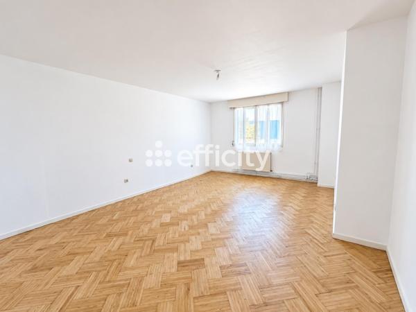 Maison
         6 pièces
        - 165 m² 189 900 € *