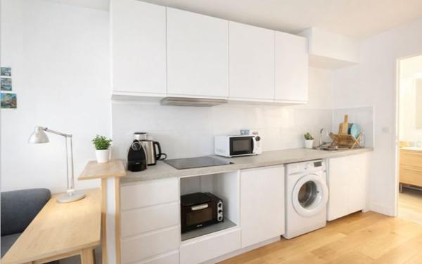 Appartement à louer    1 pièce •  Paris 20