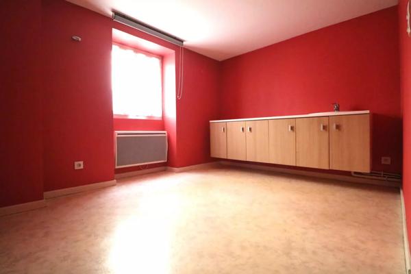 Local Commercial de 90m² au coeur de Soucieu