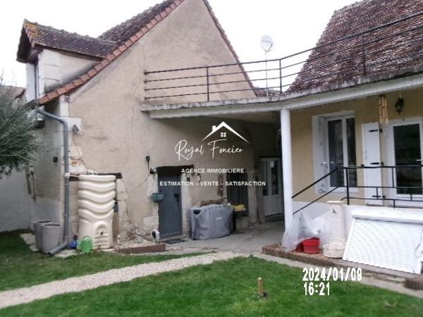 Au calme, dans une rue peu passante, proche du camping