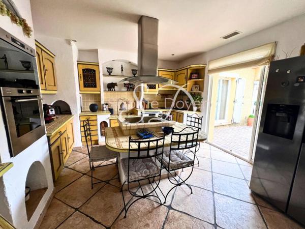 Maison 4 faces - Saint Jean Lasseille  - 5 pièces - 140 m2