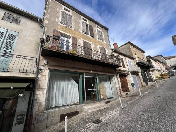 Immeuble à vendre |  Monflanquin |  455 m²