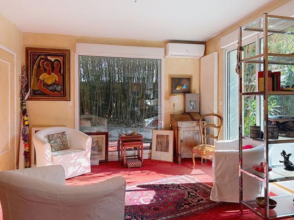 FONTLOZIER Maison atypique et charmante de 273 m² dont espace pro ou appartement indépendant